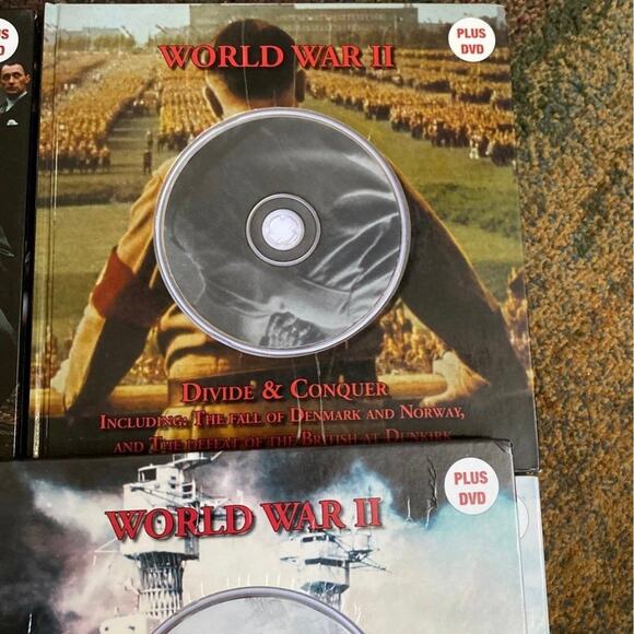 World War II books set with DVDs. 5 book set WWII - Picture 5 of 7